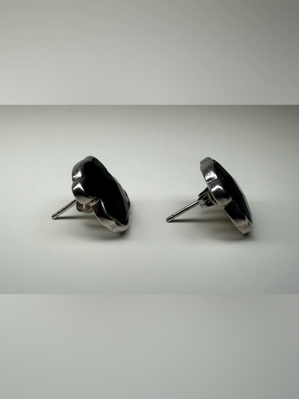 TOUS Sterling Silver and Onyx Earrings - Picture 5 of 11